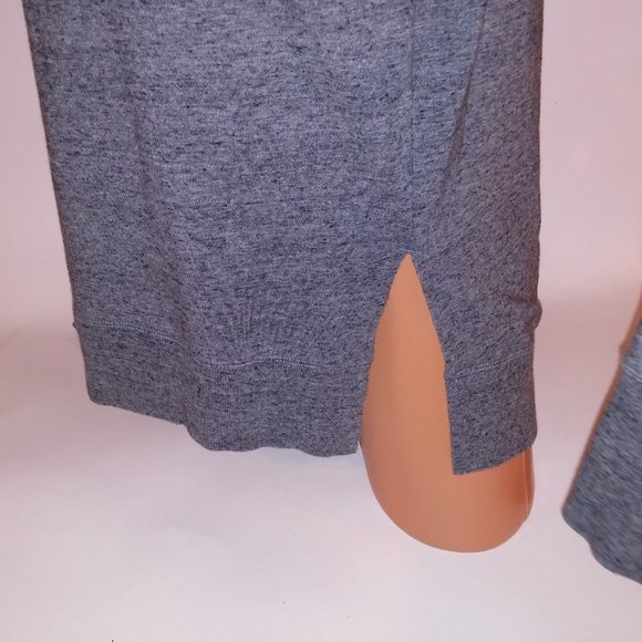 Athleta Sweater Small Gray Marl Long Sleeve Side Slits Crew Neck Pit to Pit 20.5 - Picture 6 of 10